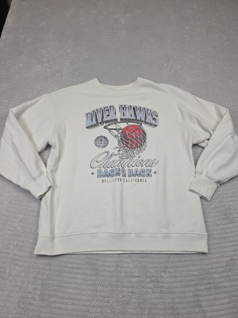 Hollister Sweatshirt Womens Medium River Hawks Basketball Comfy Pullover
